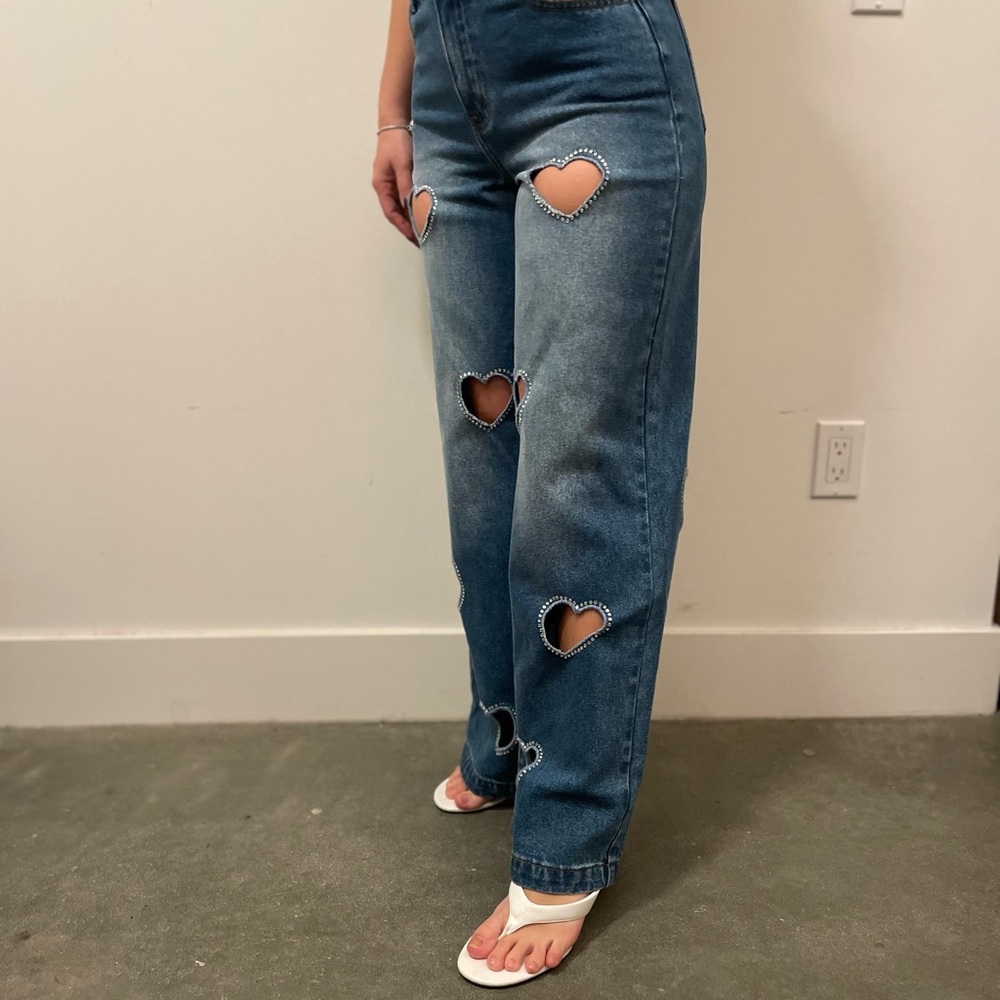 Chic Heart Cutout Straight Leg Jeans